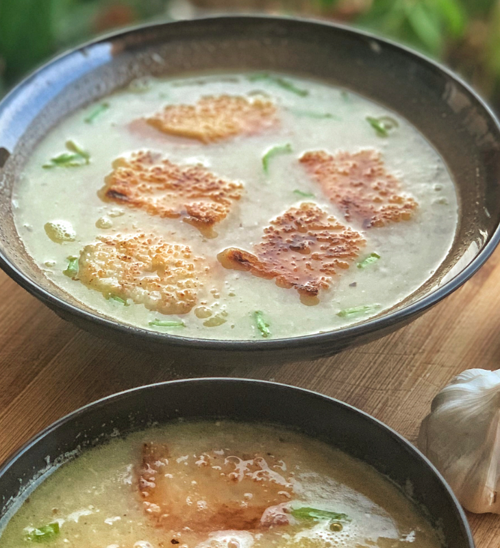 Garlic onion soup by Bhukkad Balak